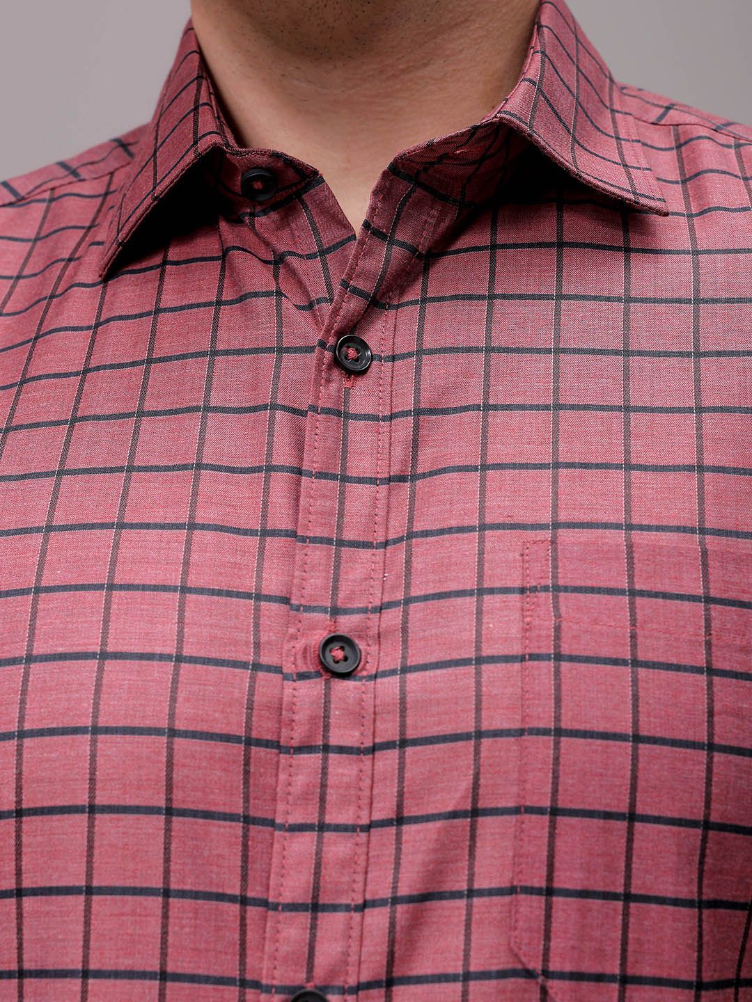The Indian Garage Co. X Luxe Men Slim Fit Opaque Checked Formal Shirt