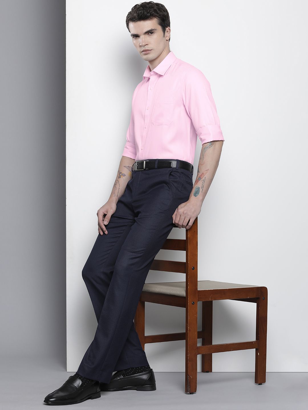The Indian Garage Co. X Luxe Men Slim Fit Opaque Formal Shirt