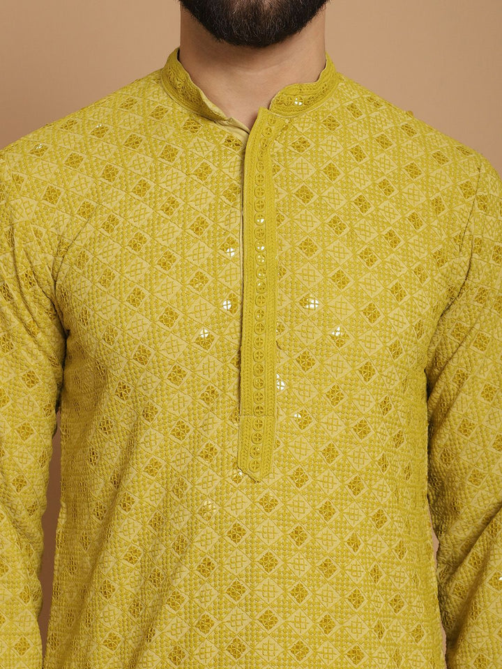 Anouk Men Green Ethnic Motifs Thread Work Kurta