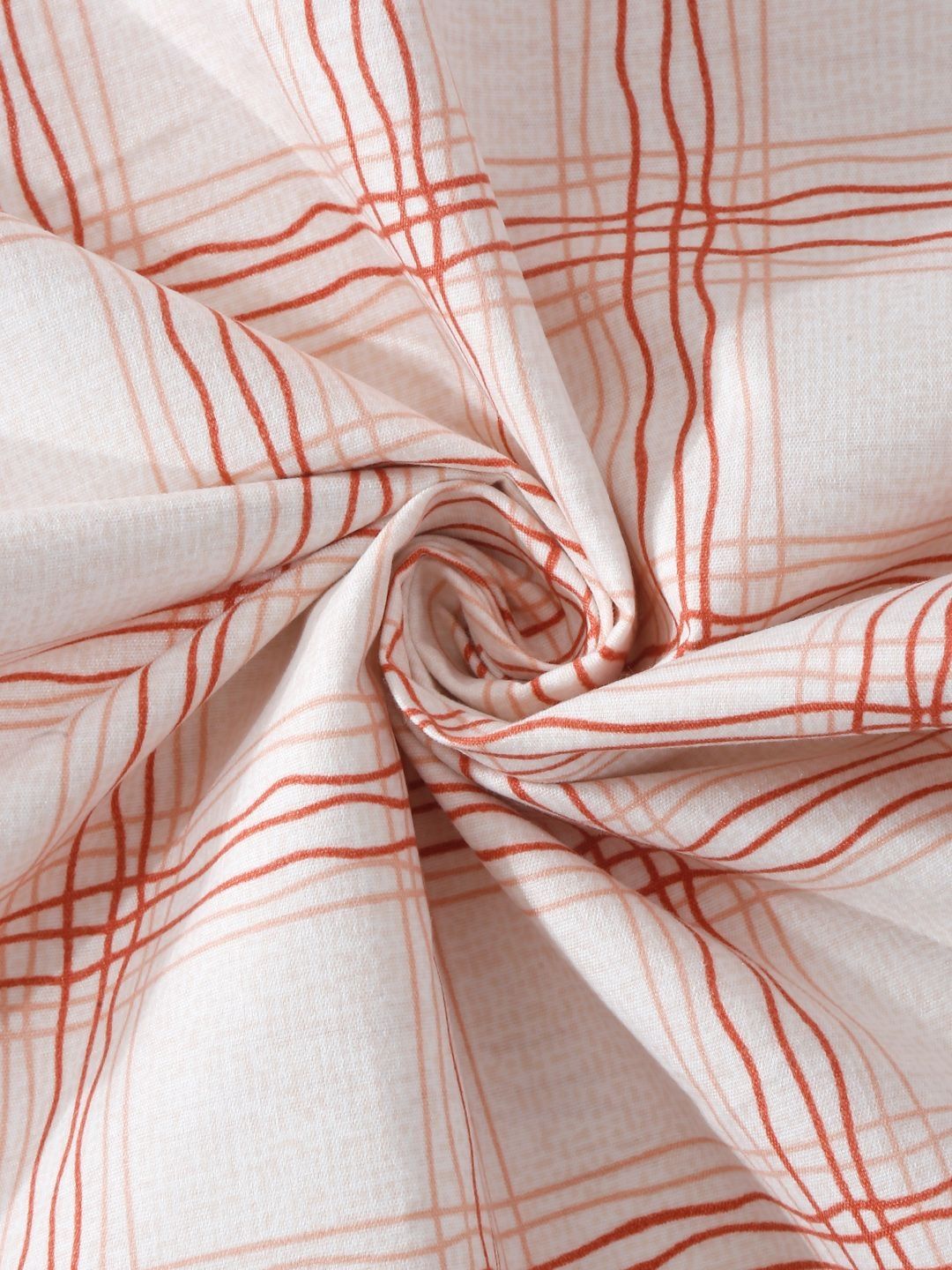 Myntra Elegant Homes White & Pink Geometric 300 TC King Bedsheet with 2 Pillow Covers