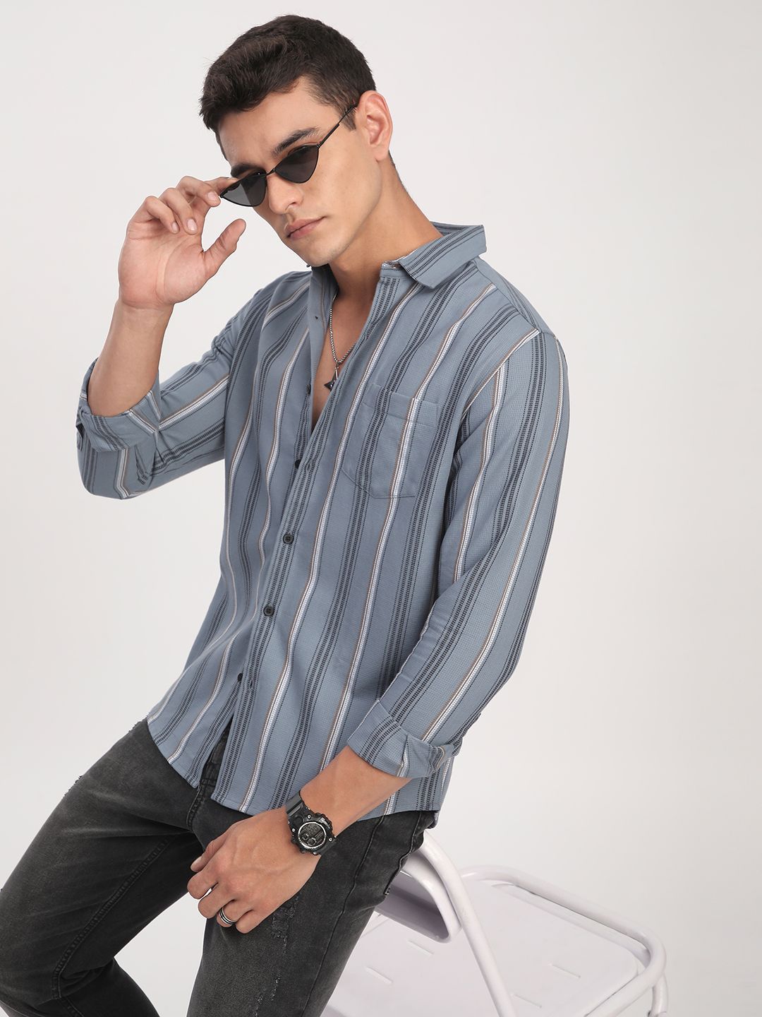 VASTRADO Men Classic Slim Fit Vertical Striped Spread Collar Cotton Casual Shirt