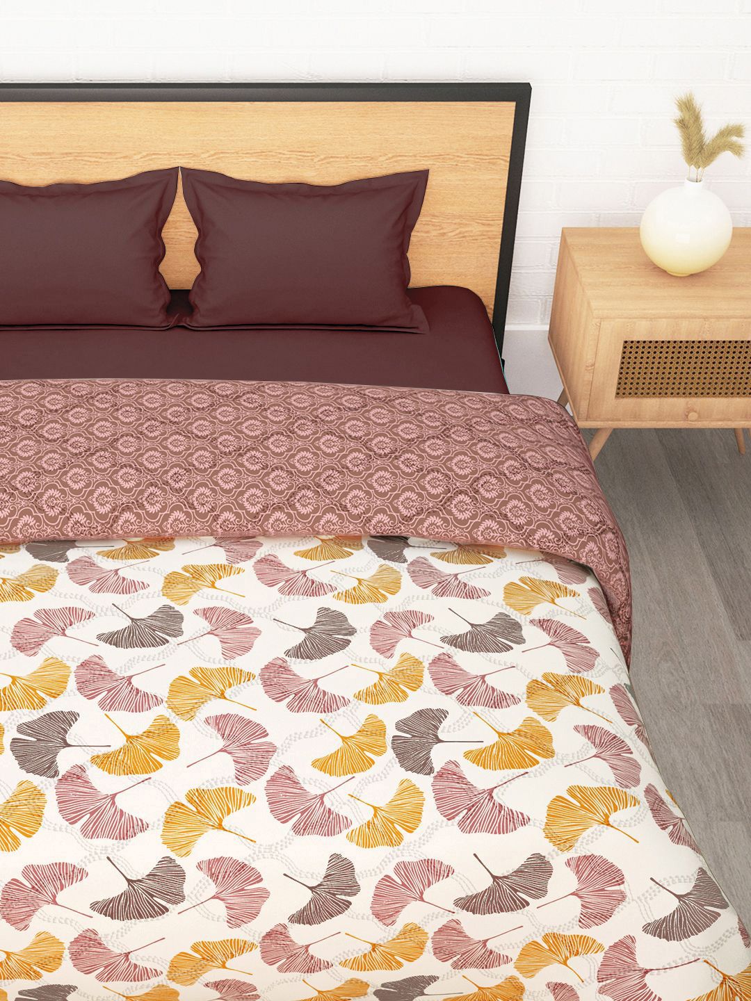 Story@home Beige & Yellow Floral Reversible 120 GSM AC Room Double Bed Comforter