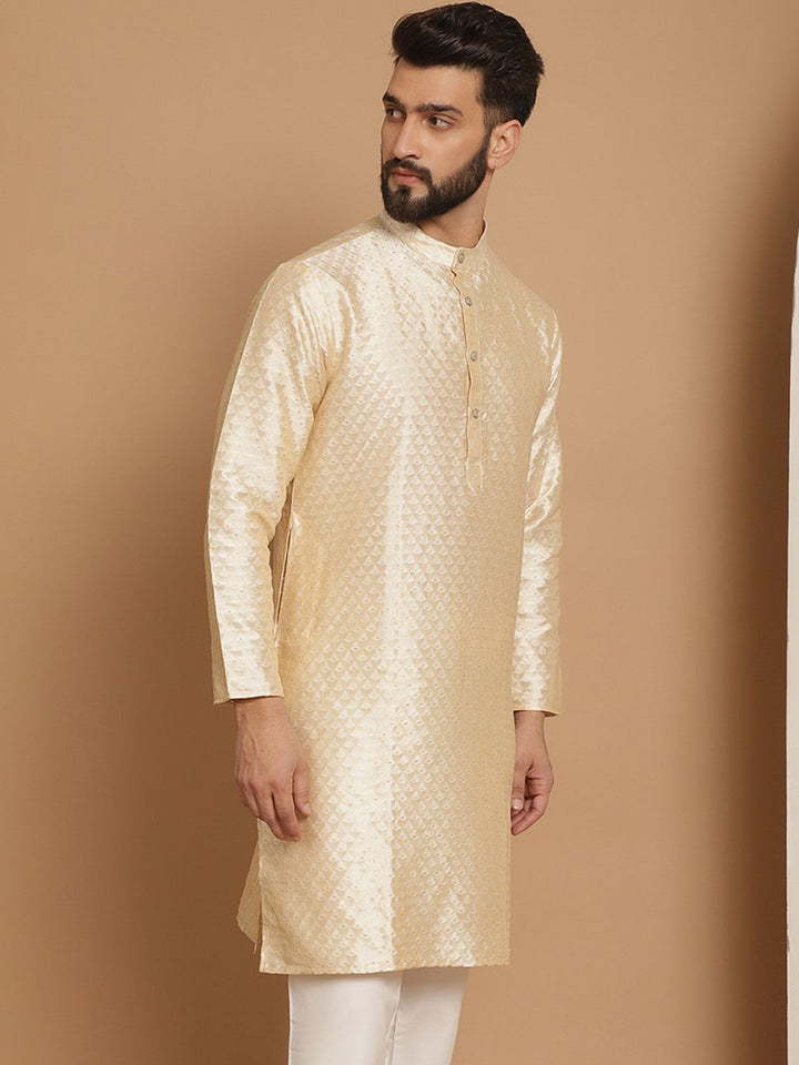 Kurta Kerja Benang Sulam Anouk Men Beige