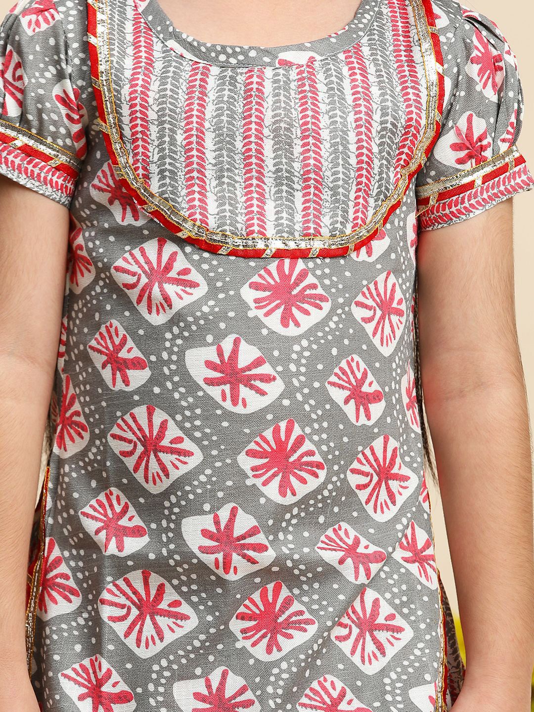 Cutiekins Girls Printed Ready to Wear Lehenga & Blouse With Dupatta