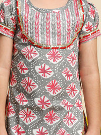 Cutiekins Girls Printed Ready to Wear Lehenga & Blouse With Dupatta