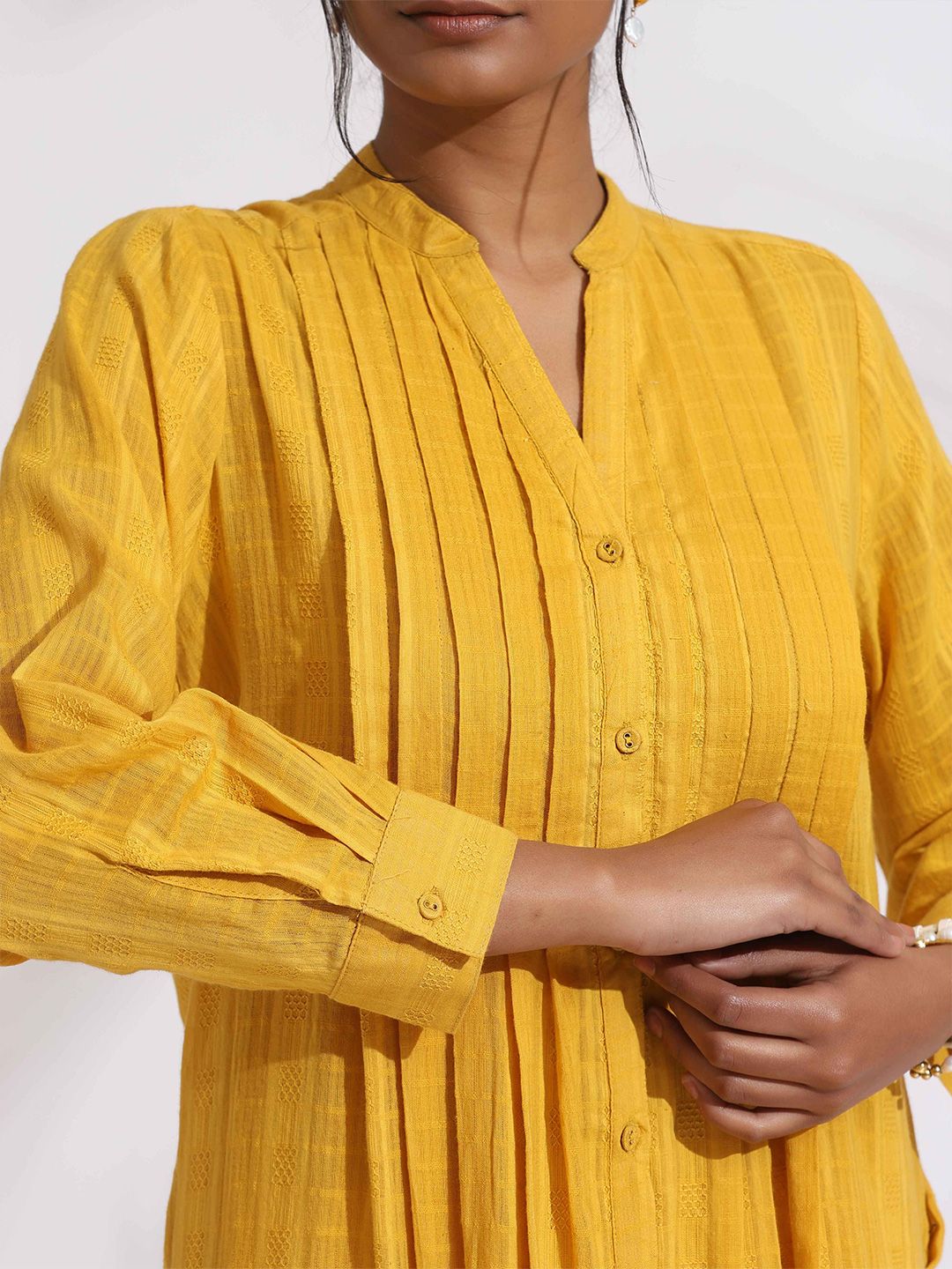 trueBrowns Women Regular Pure Cotton Pleated Shirt Straight Kurta with Trousers