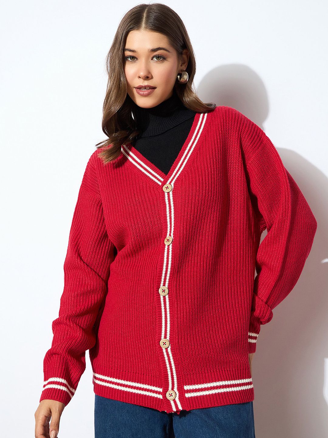 SASSAFRAS Women Self Design V - Neck Pullover Sweater