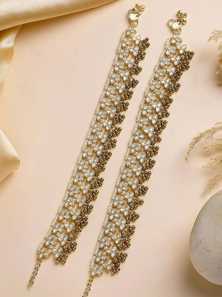 KARATCART  Set Of 2  Gold-Plated White Kundan-Studded Anklets