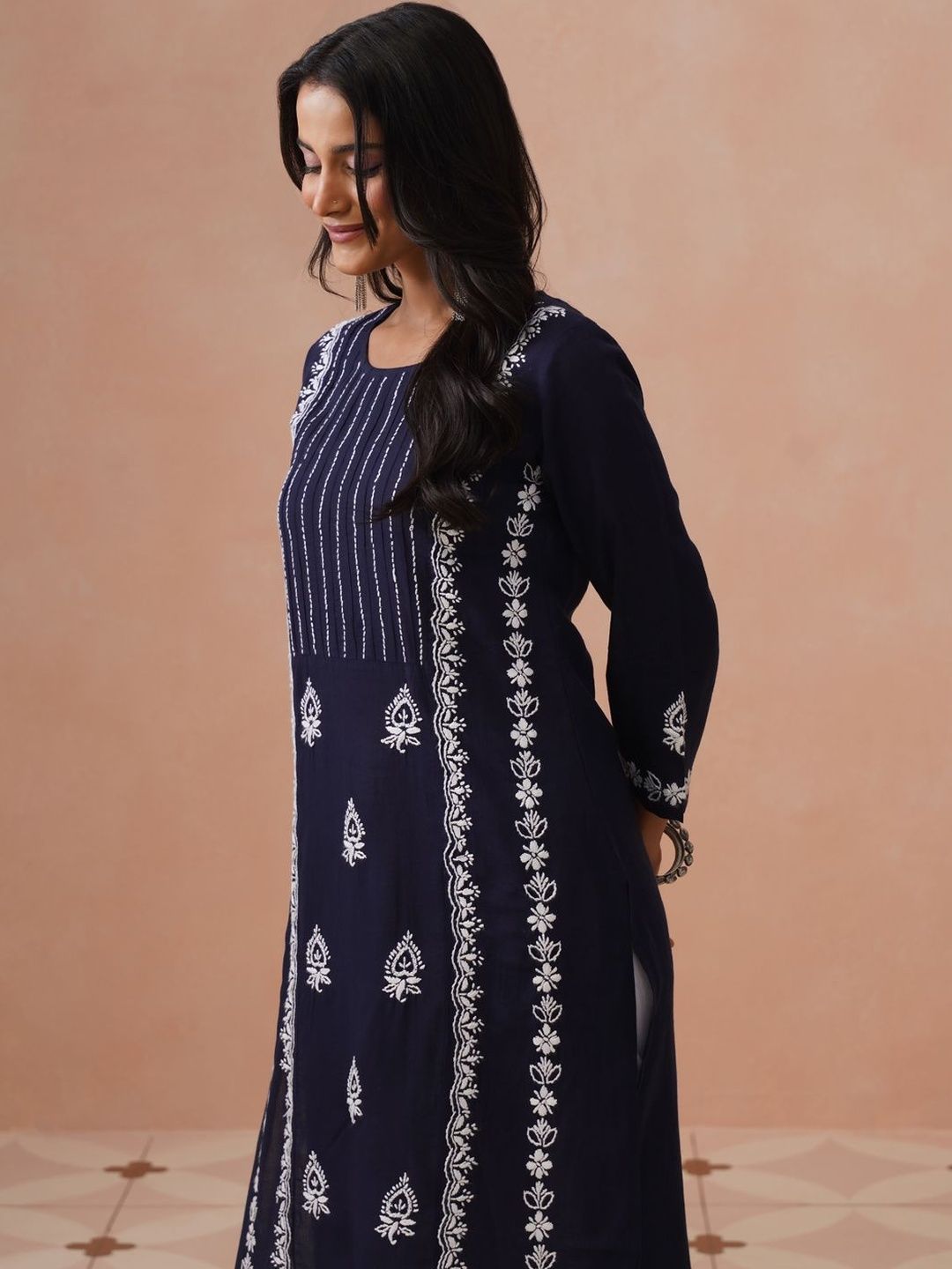 House of Chikankari Women Embroidered Thread Work Kurta