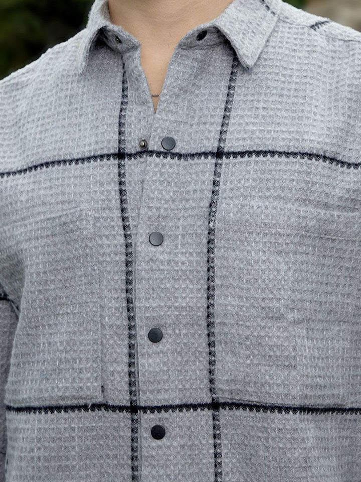 Campus Sutra Men Comfort Opaque Checked Casual Shirt