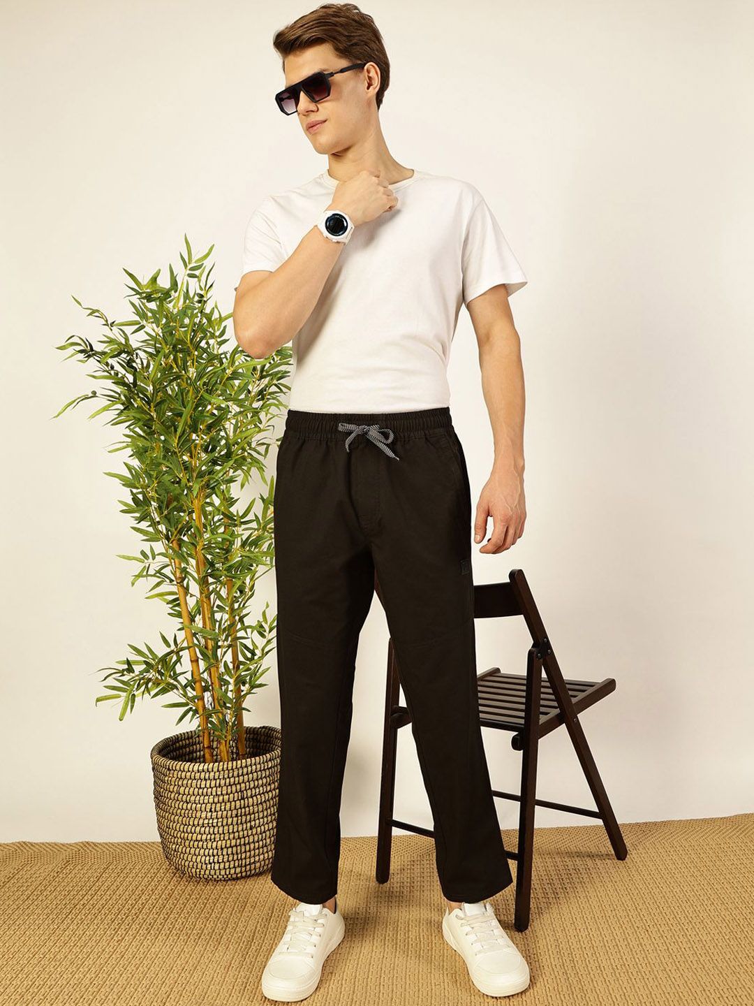 Thomas Scott Men Smart Pleated Mid-Rise Regular Fit Cotton Joggers Trousers