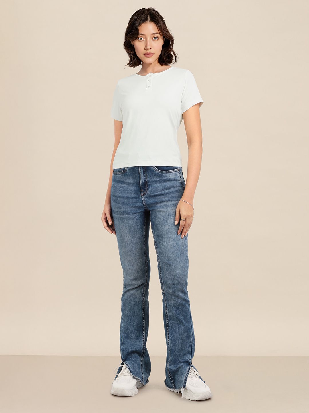 DressBerry Round-Neck Fitted Top