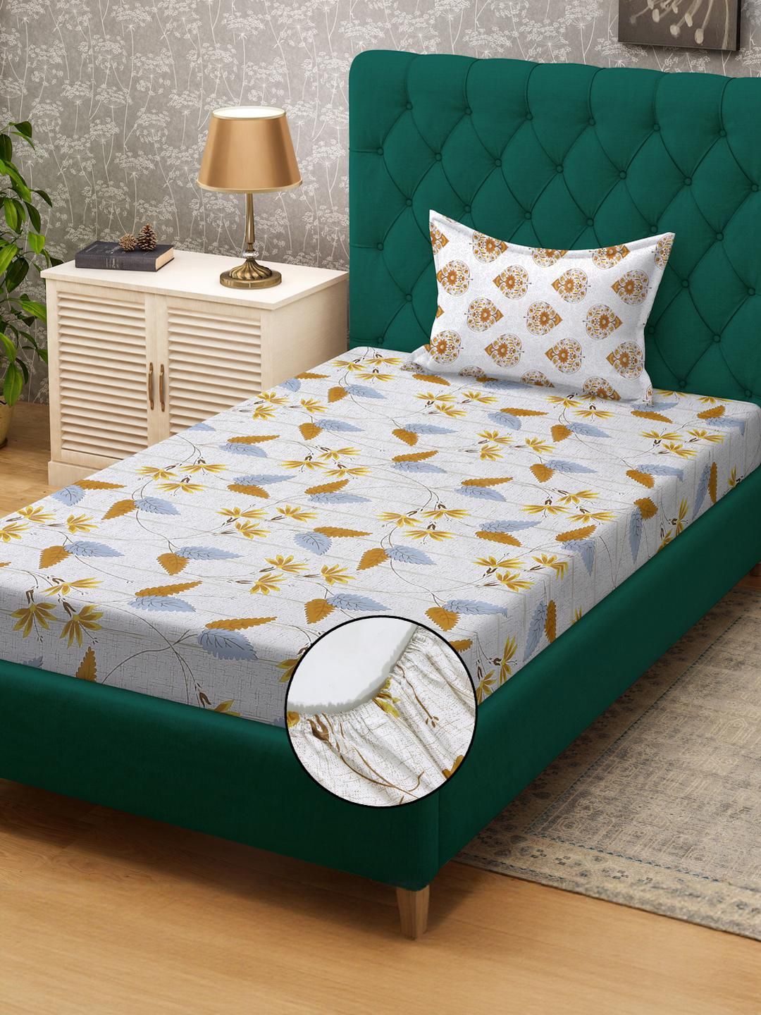 Cadar Bujang KLOTTHE Cream Floral Cotton