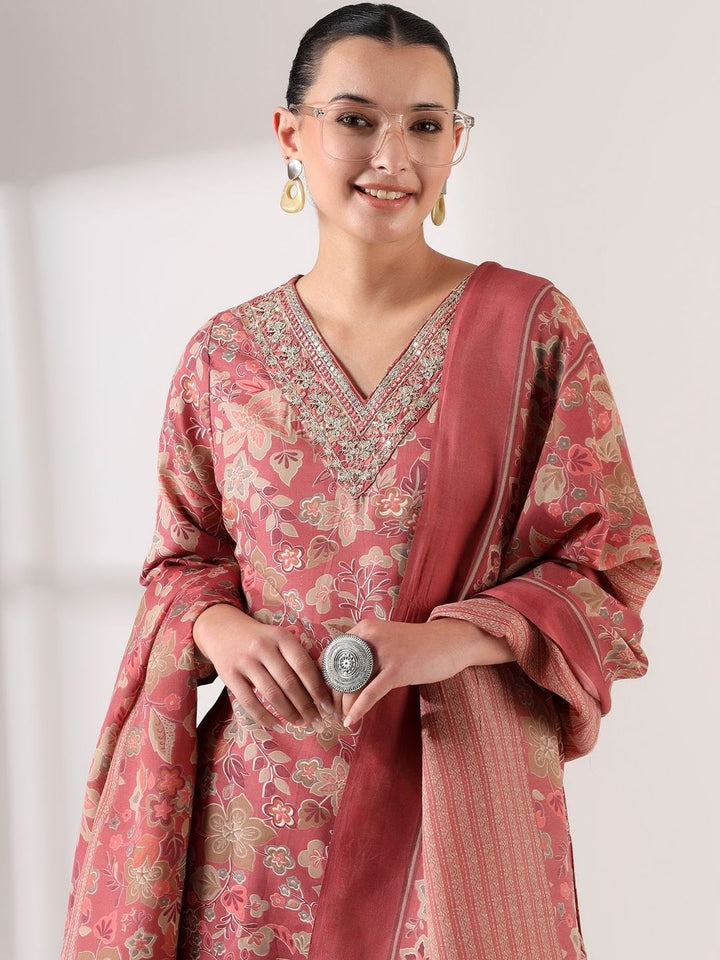 Mamicha Women Floral Printed Regular Thread Work Kurta with Trousers & With Dupatta