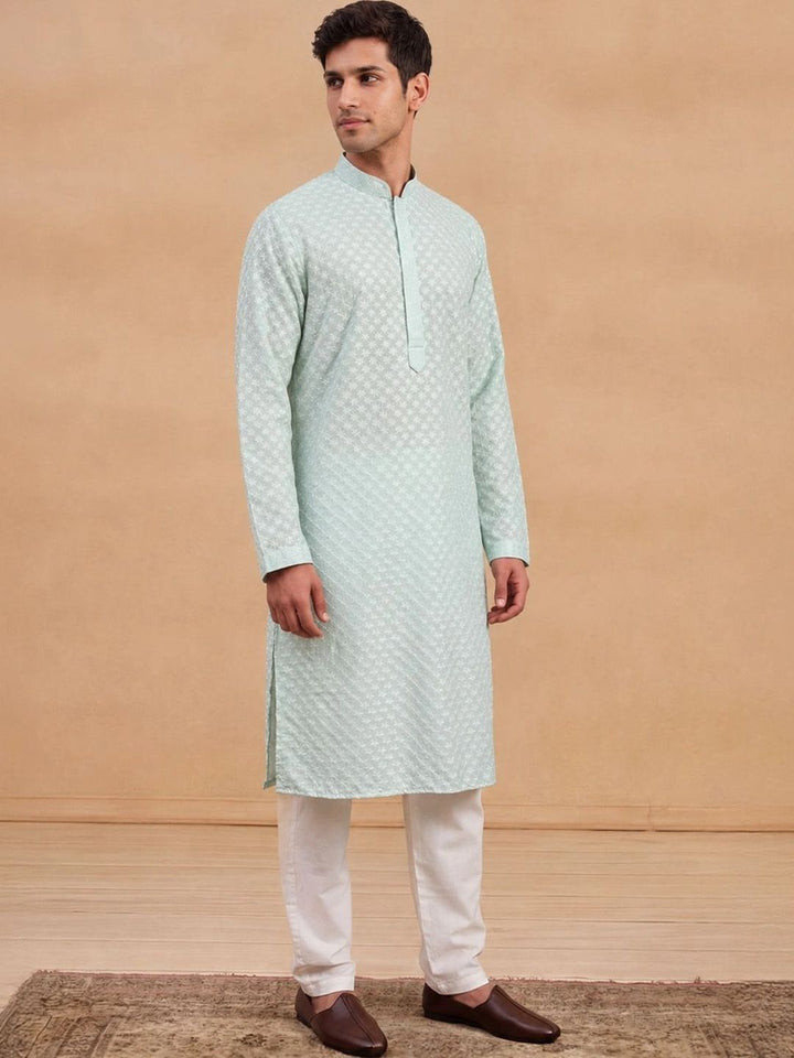House of Chikankari Men Embroidered Chikankari Kurta