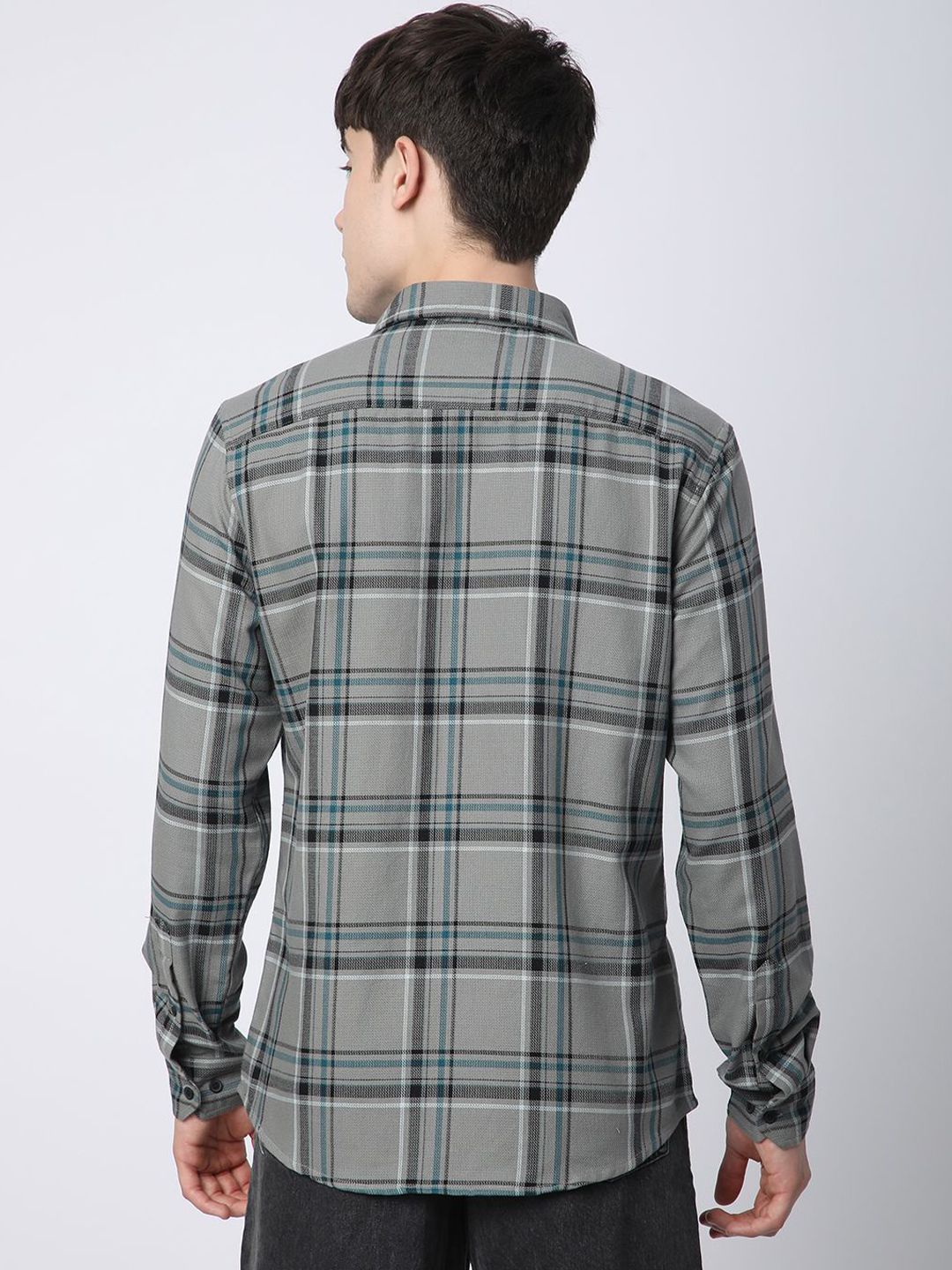 VASTRADO Men Classic Slim Fit Opaque Checked Casual Shirt