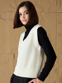 SASSAFRAS Women Crop Sweater Vest