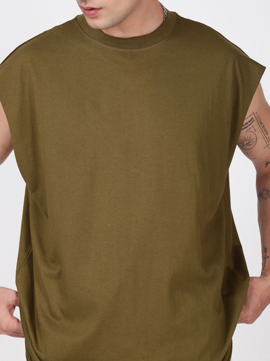 Bene Kleed Pepejal Lengan Pepejal T-Shirt Kapas Tulen Berat