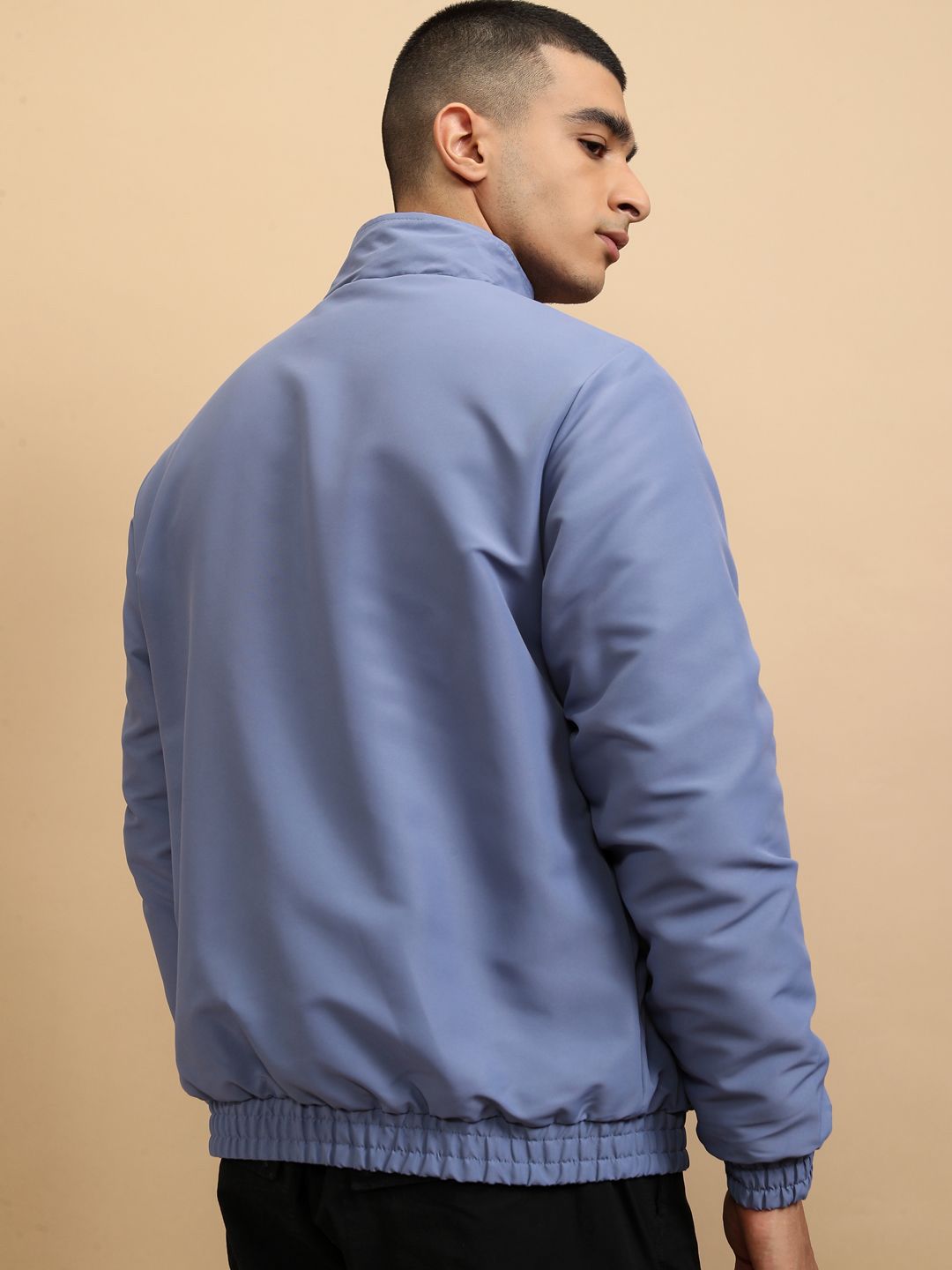 HIGHLANDER Men Colourblocked Crop Outdoor Bomber Jacket