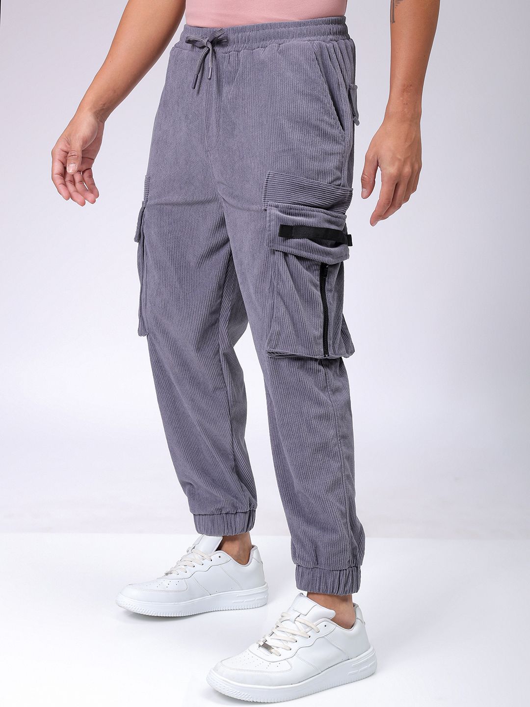 The Indian Garage Co Men Textured Loose Fit Joggers Trousers