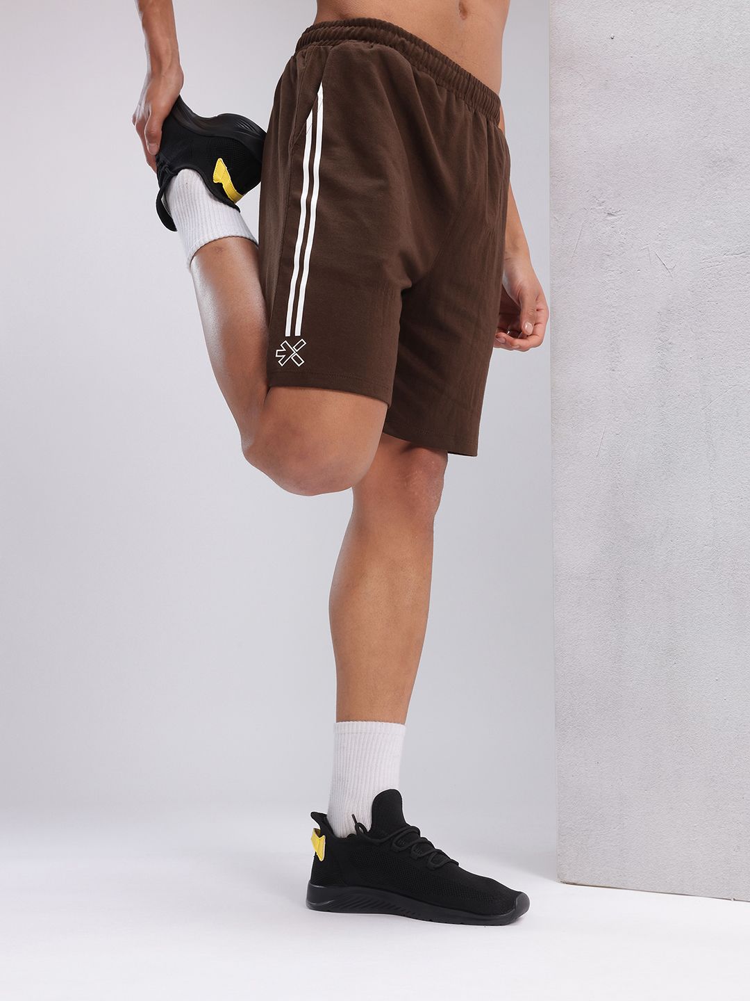 HRX by Hrithik Roshan Men Mid-Rise Training Shorts with Side-Taping