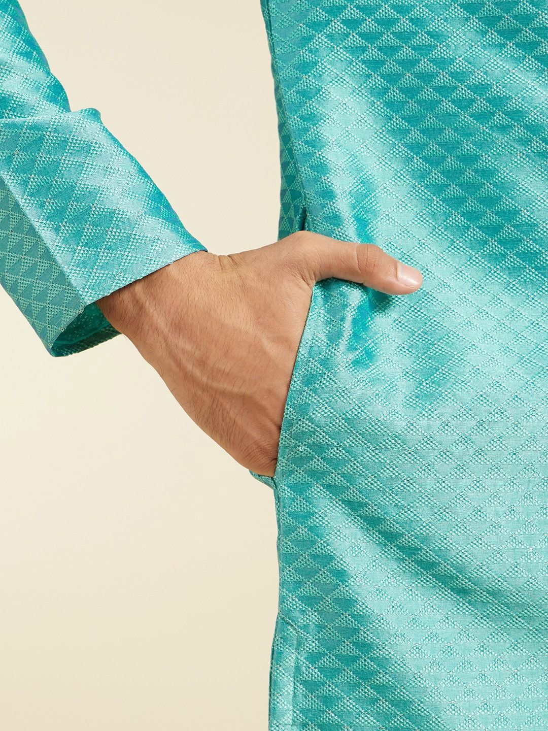 Diwas by Manyavar Embroidered Mandarin Collar Thread Work Straight Kurta