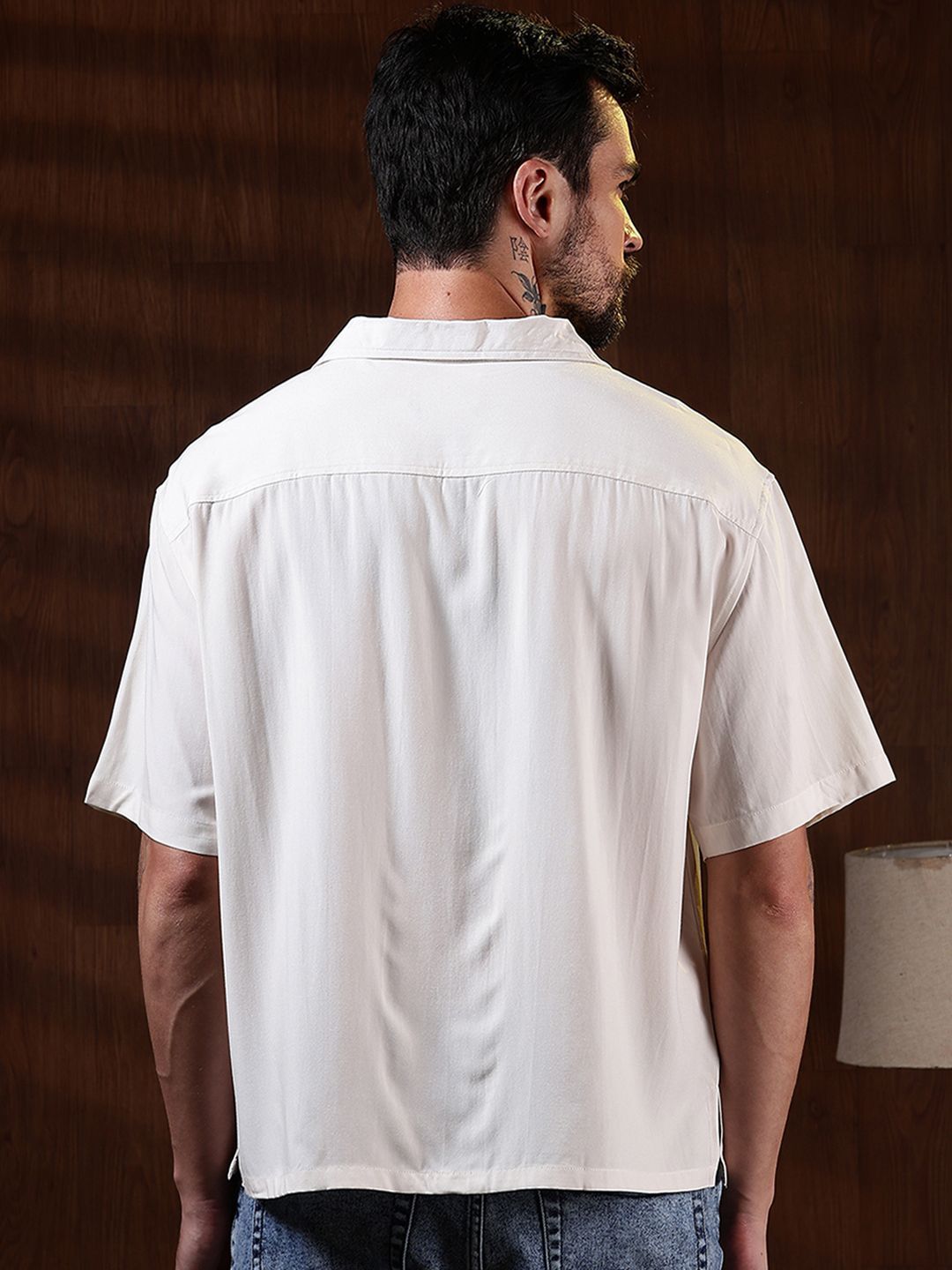 Eszett Graphic Printed Cuban Collar Cotton Baju Kasual Bersaiz Besar