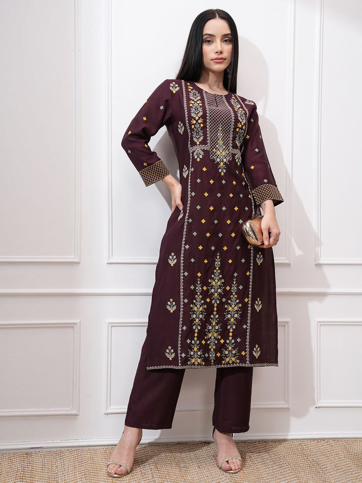 Vishudh Women Floral Embroidered Regular Kurta with Trousers