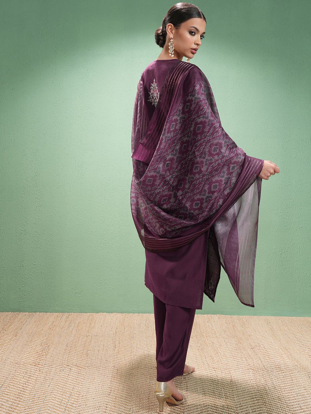 Vishudh Women Ethnic Motifs Embroidered Regular Thread Work Kurta with Trousers & With Dupatta