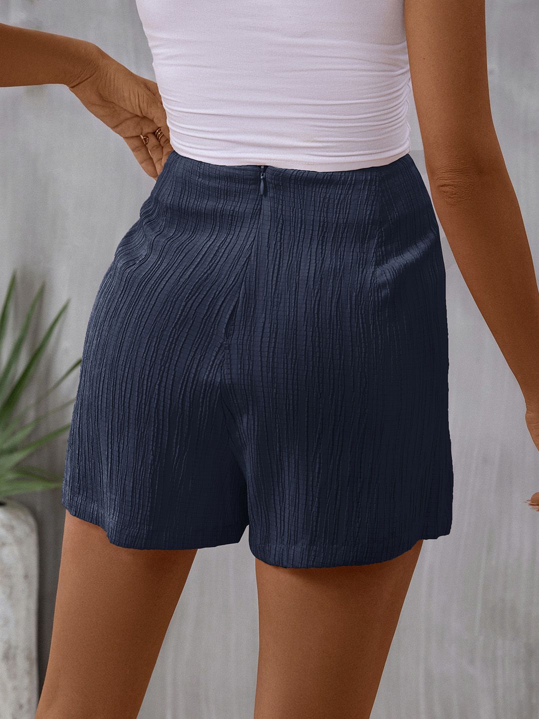 DressBerry Textured Wrap Skorts