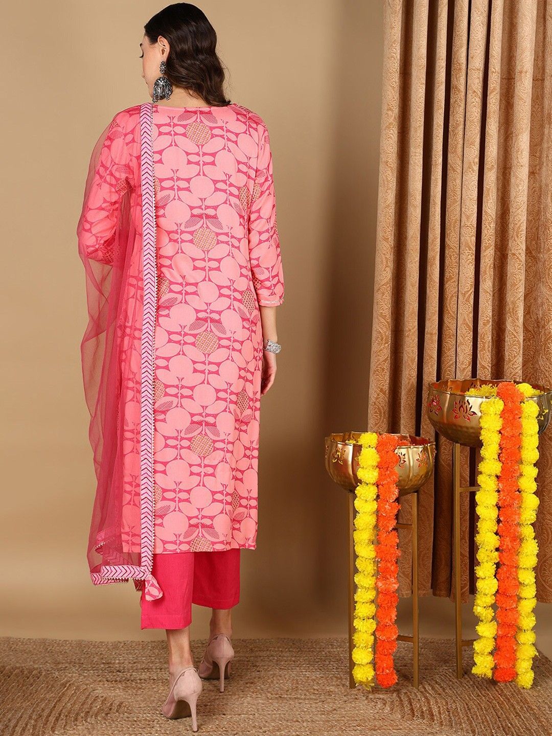 KALINI Floral Printed Notch Neck Straight Kurta With Trousers & Dupatta