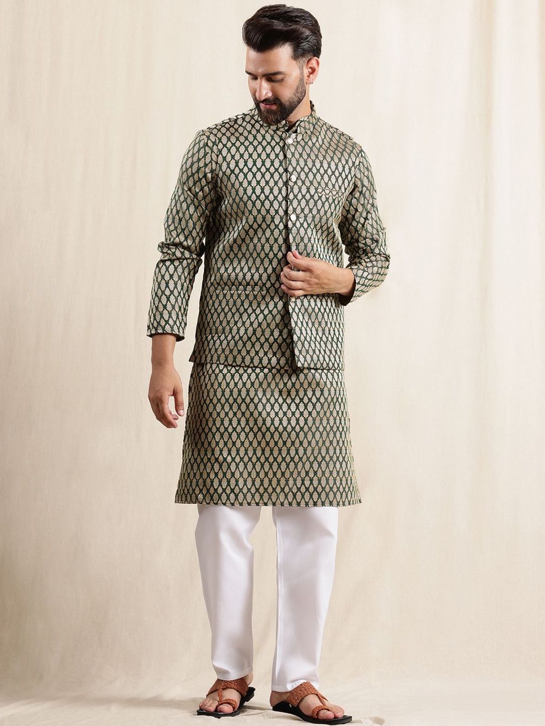 Anouk Floral Woven Design Mandarin Collar Straight Kurta With Pyjamas & Nehru Jacket