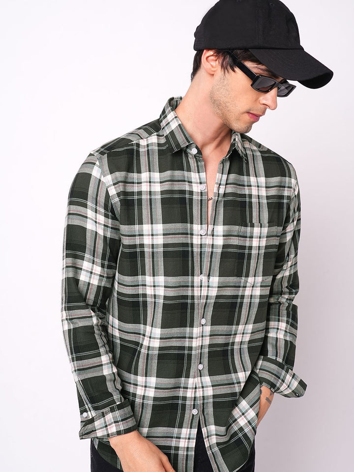 VASTRADO Men Classic Slim Fit Tartan Checked Spread Collar Cotton Casual Shirt