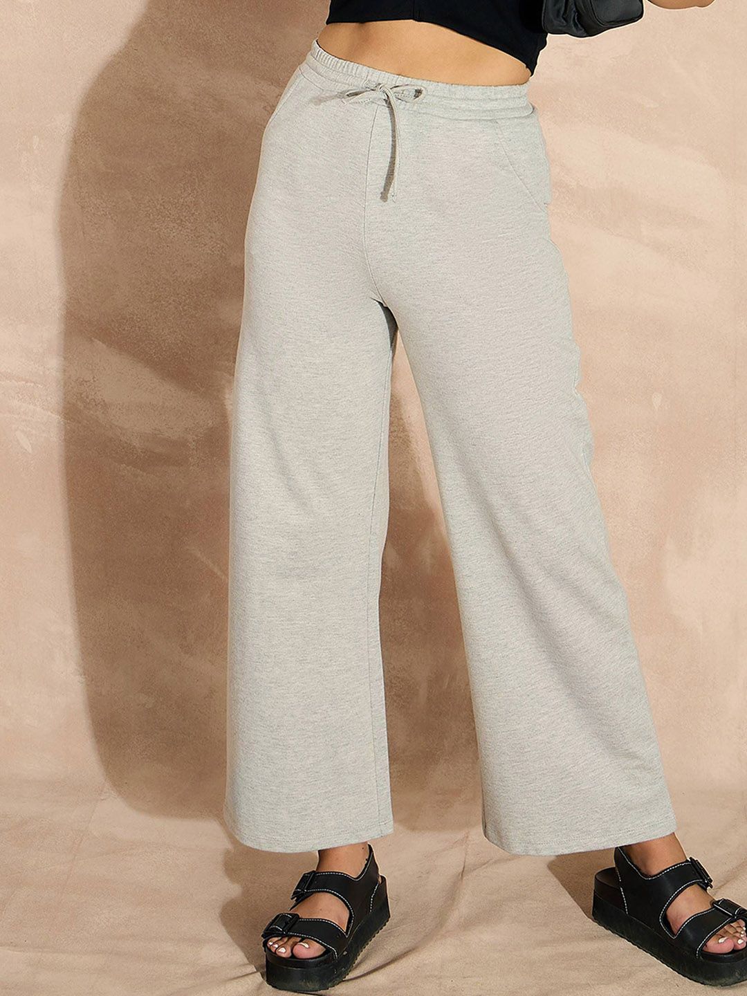 SASSAFRAS Women Solid Cotton Track Pants