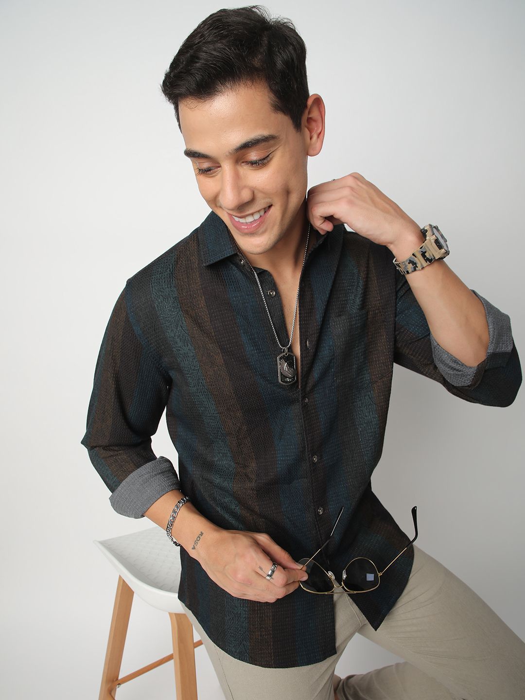 VASTRADO Men Classic Vertical Striped Slim Fit Casual Shirt