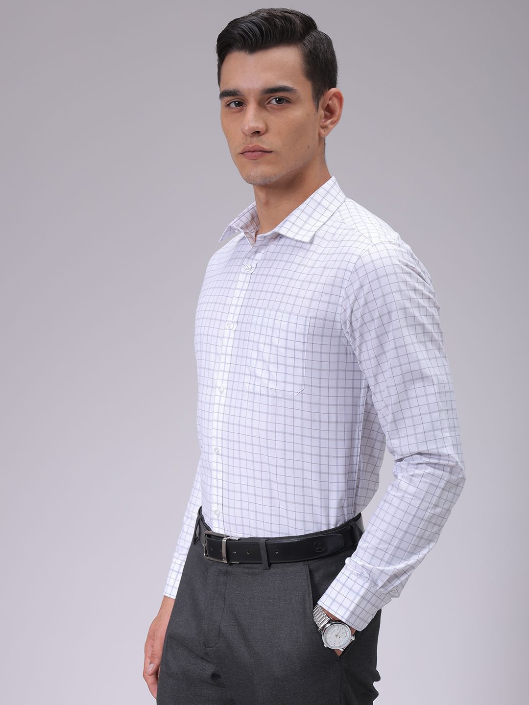 The Indian Garage Co. X Luxe Men Cutaway Collar Checked Slim Fit Formal Shirt