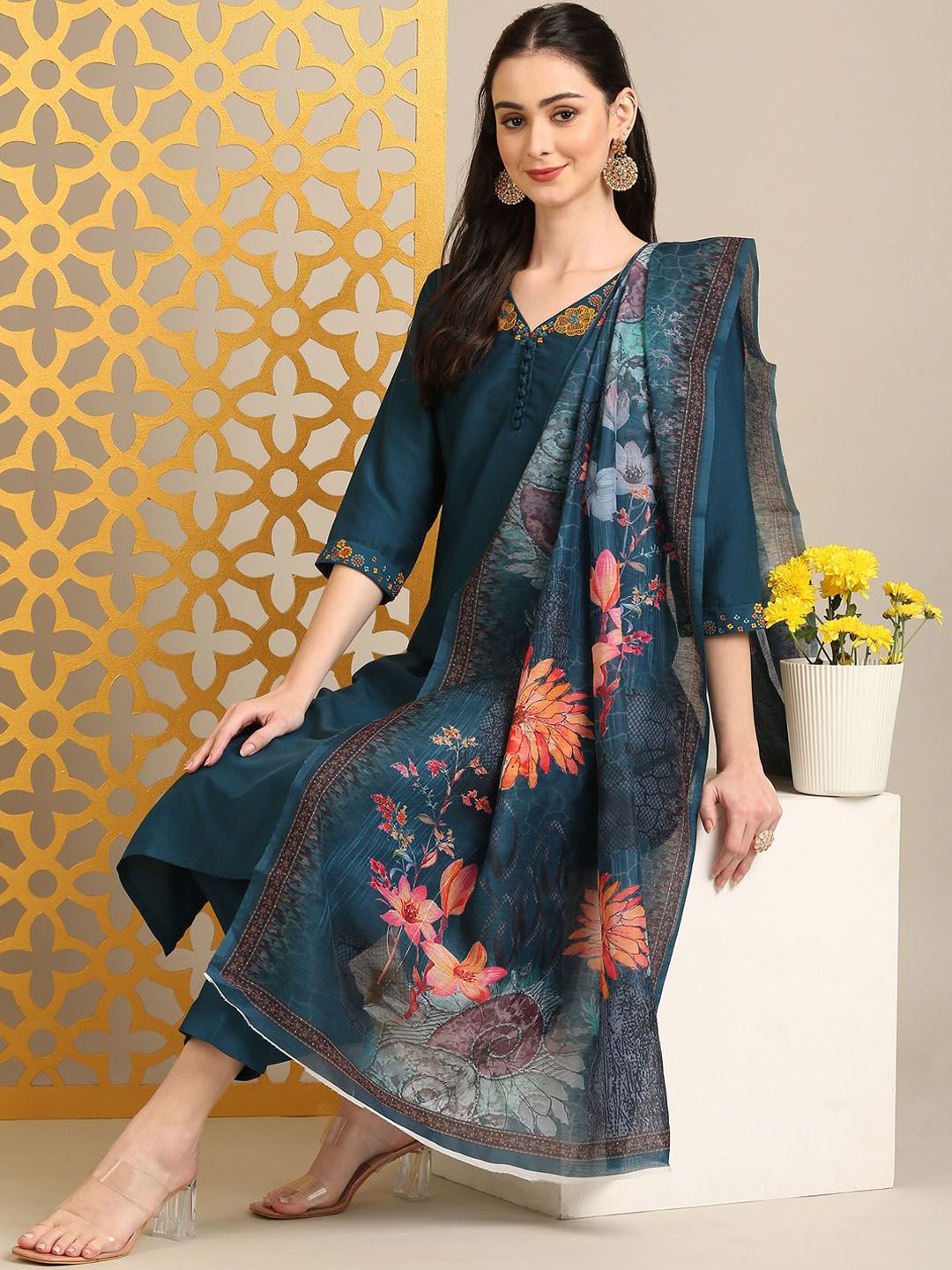 Anouk Floral Embroidered Thread Work Straight Kurta With Trouser And Dupatta