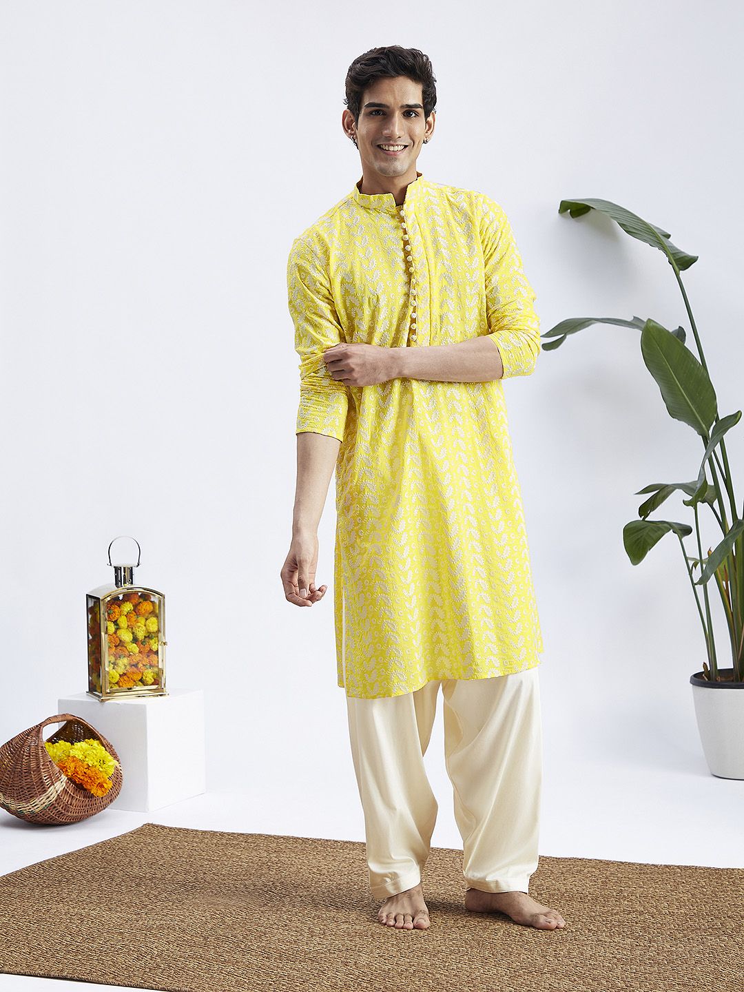 VASTRAMAY Men Yellow Ethnic Motifs Embroidered Chikankari Pure Cotton Kurta with Patiala