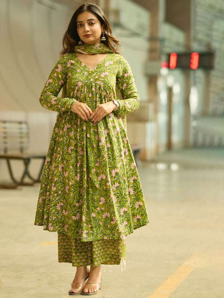 KALINI Women Floral Printed Anarkali Kurta with Trousers & Dupatta