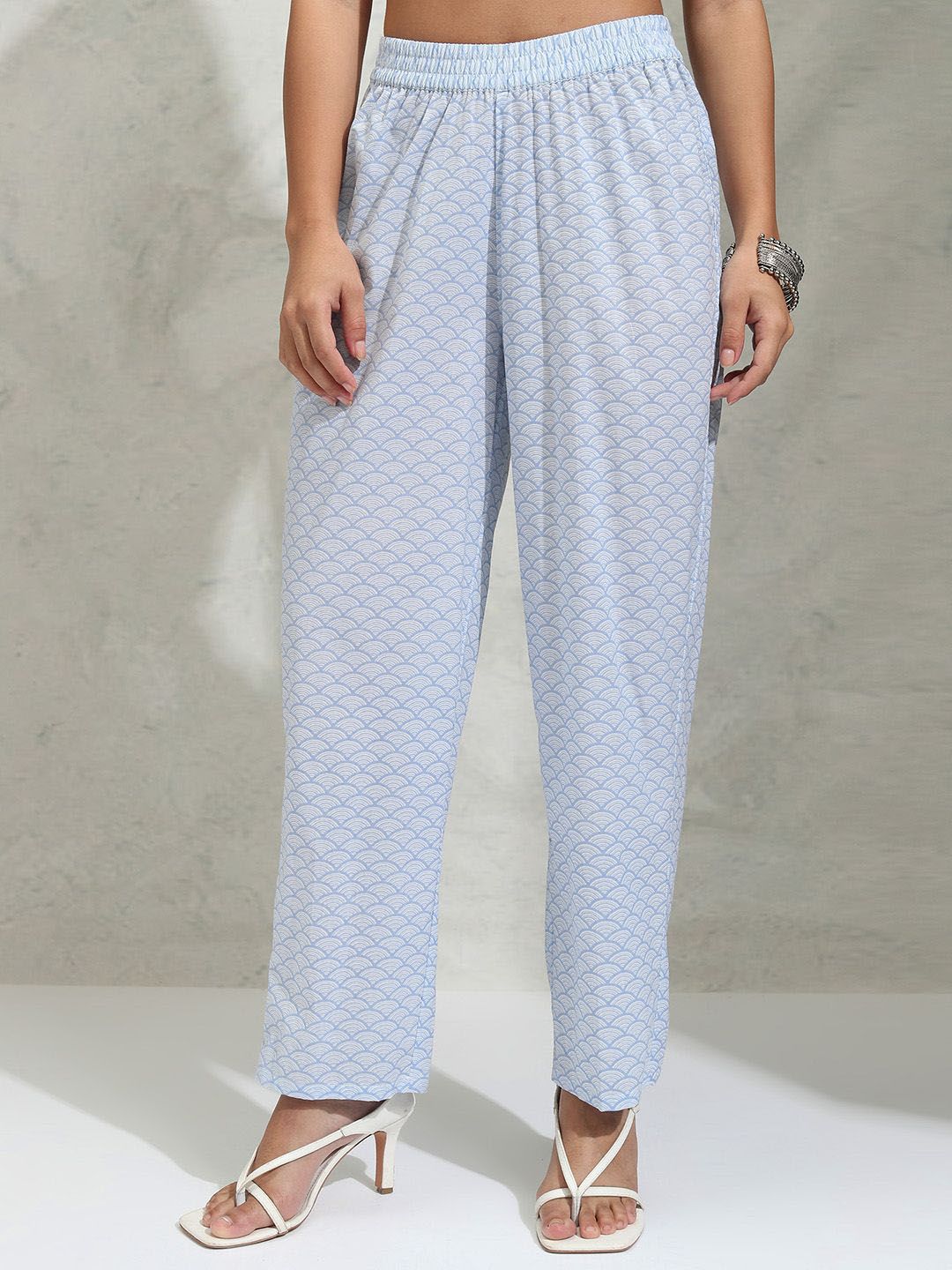 Vishudh Floral Printed Pure Cotton Straight Kurta & Trousers With Dupatta