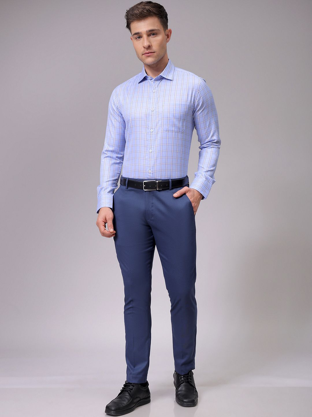 The Indian Garage Co. X Luxe Men Slim Fit Opaque Checked Formal Shirt