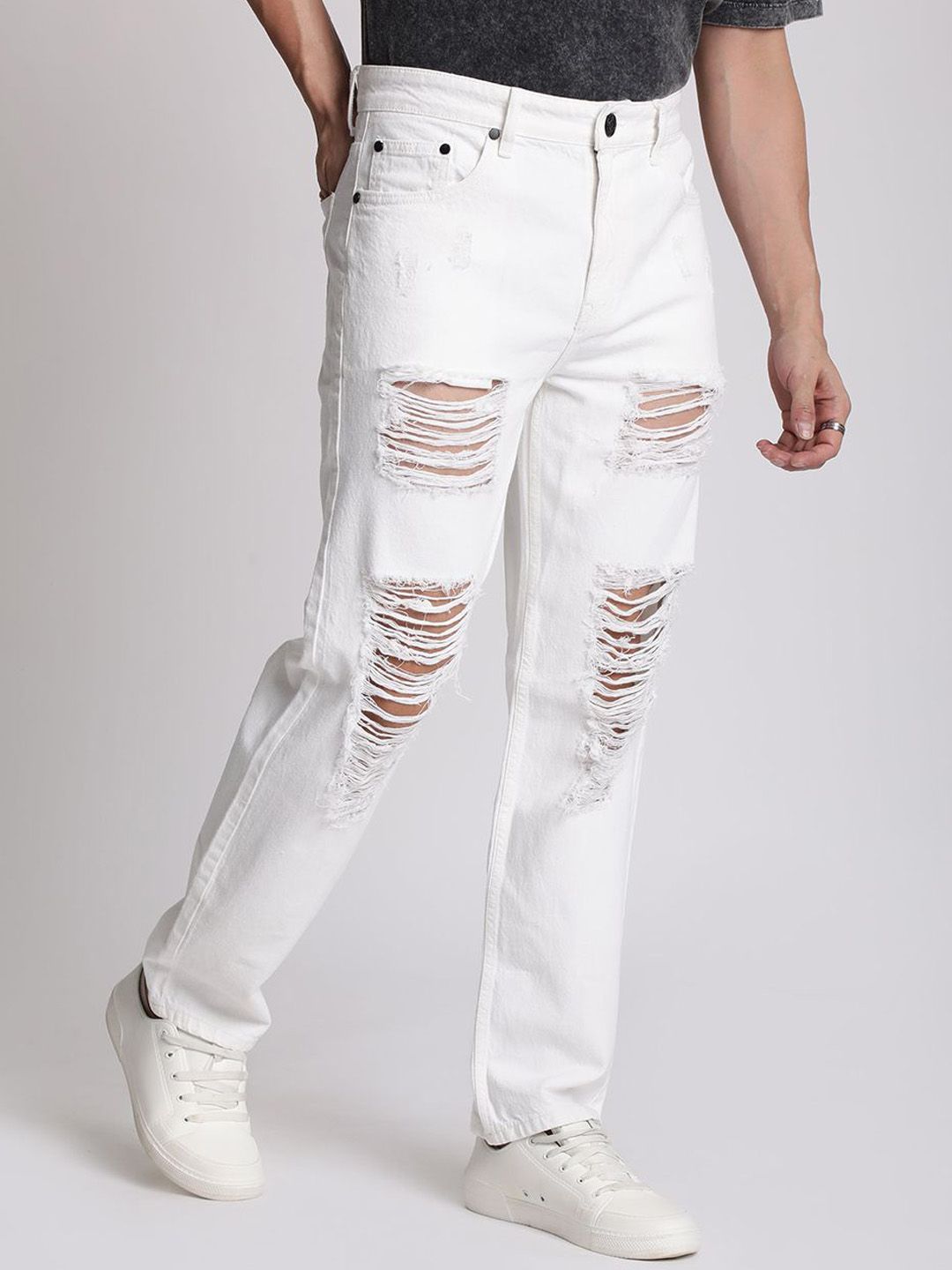 Bene Kleed Men Relaxed Fit Highly Distressed Jeans