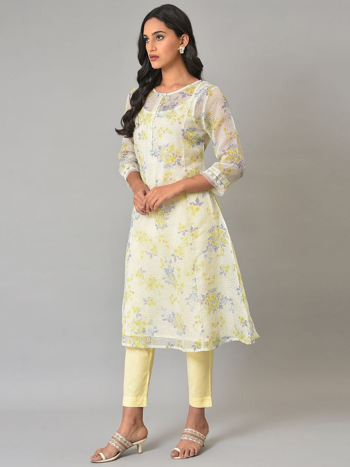 W Floral Printed Round Neck Panelled A-line Kurta