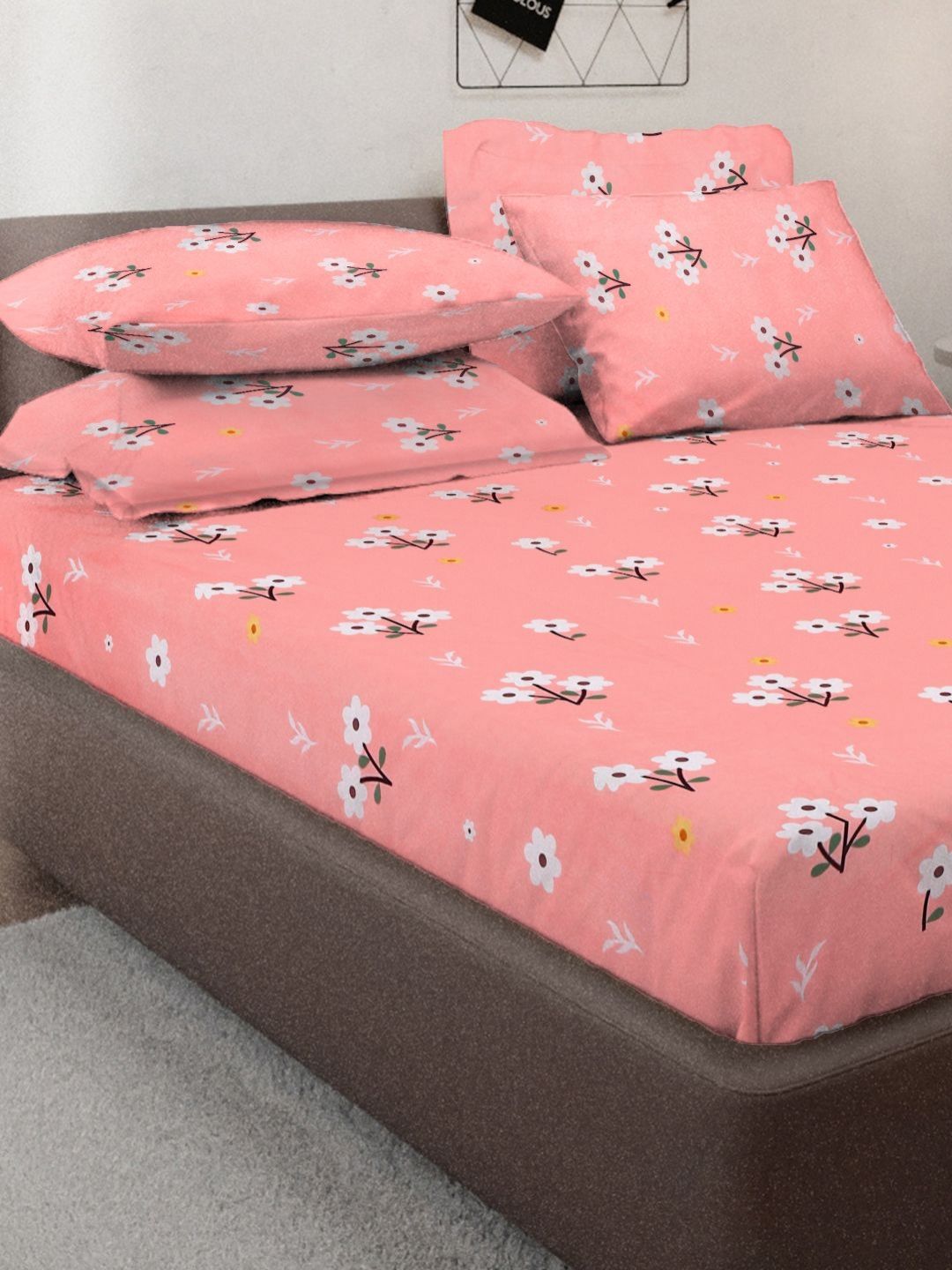 Myntra Elegant Homes Orange & White Floral Printed Dilengkapi 300 TC King Bedsheet dengan 4 Sarung Bantal