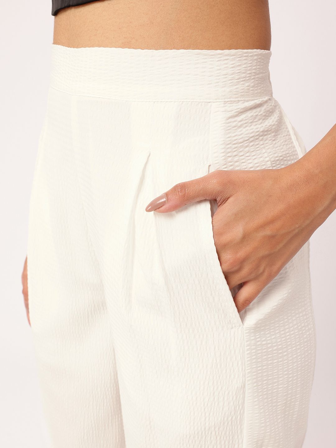 DressBerry Women Feminine Glam Seersucker Pleated Trousers