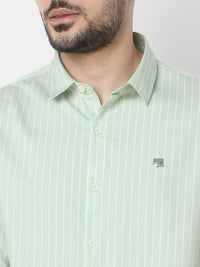 SPYKAR Slim Fit Opaque Striped Casual Shirt