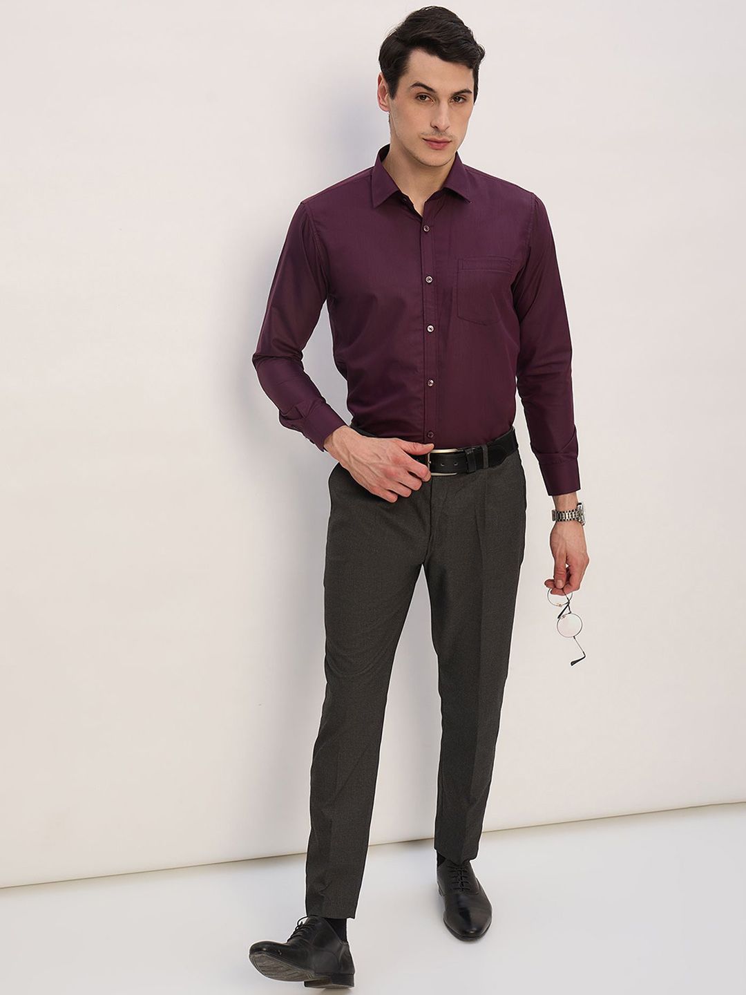 DENNISON Men Smart Tapered Fit Pleated Trousers