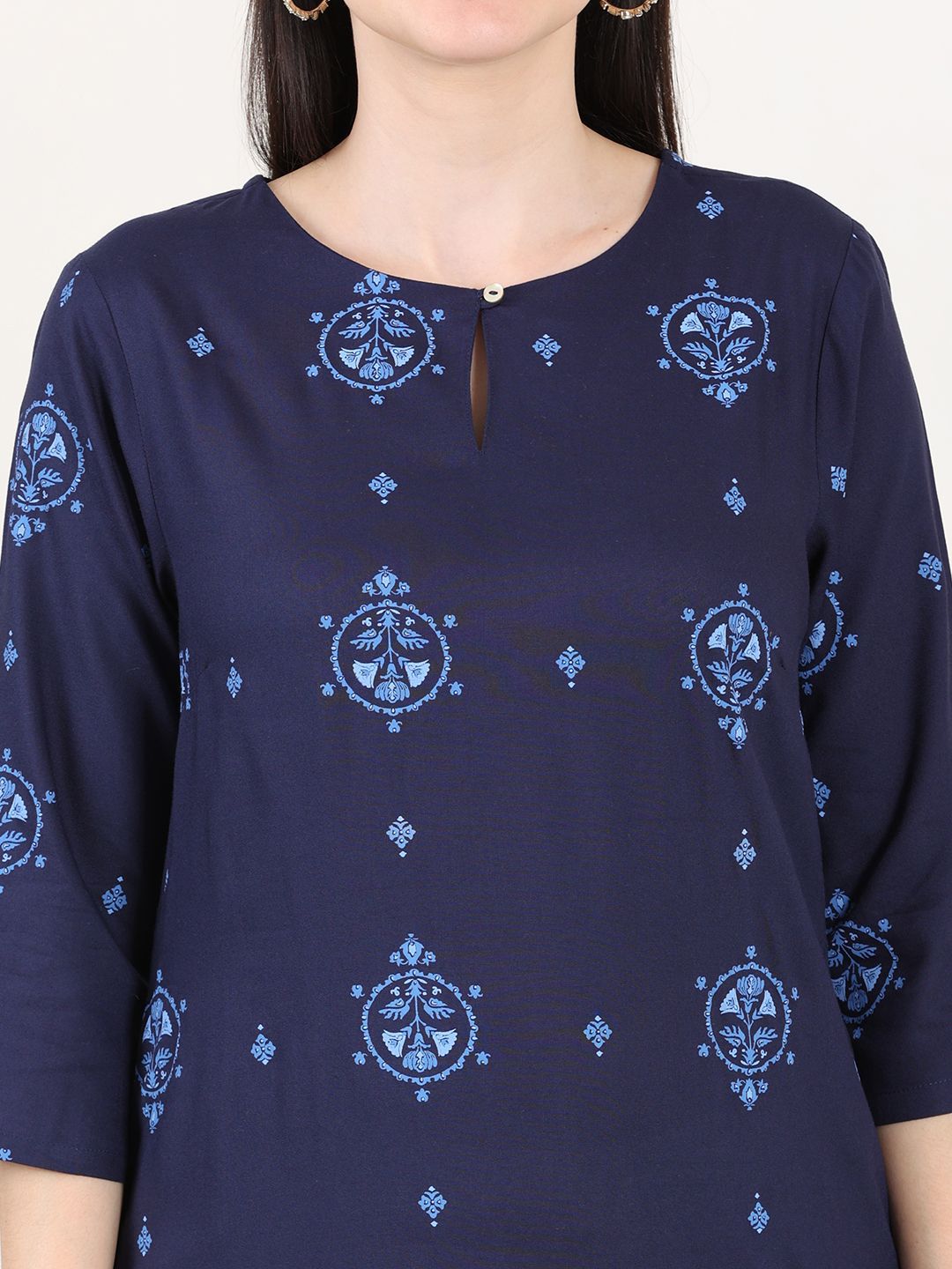 W Women Floral Embroidered Flared Sleeves Sequinned Kurta
