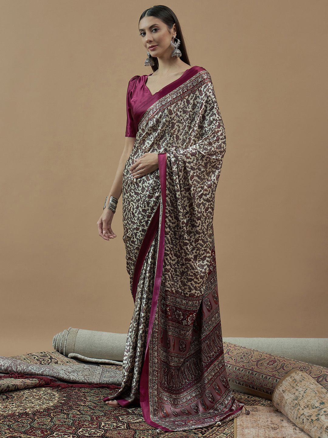 Saree mall Paisley Poly Crepe Block Print Sarees