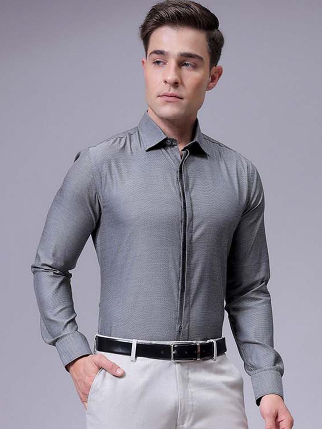 The Indian Garage Co. X Luxe Men Slim Fit Cutaway Collar Textured Formal Shirt